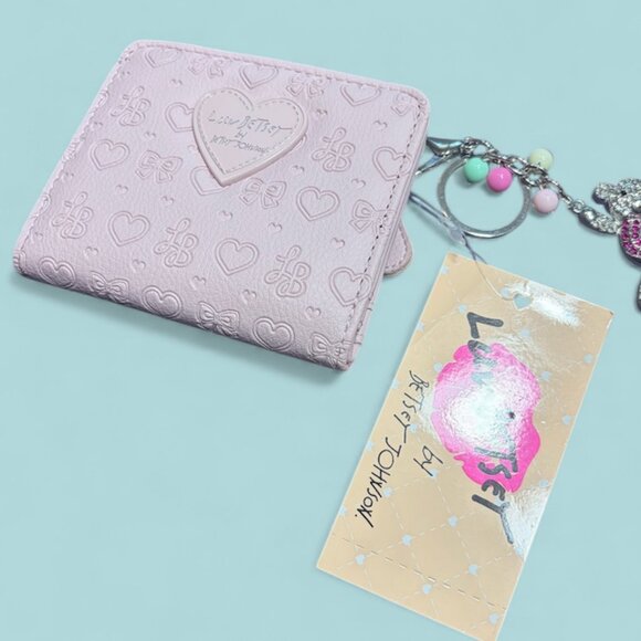 BETSEY JOHNSON SMALL WALLET WITH TEDDY BEAR CHARM NWT - Picture 1 of 4